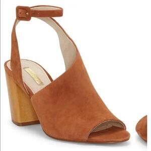 Louise Et Cie Sz 8 Kyvie Cinnamon Suede Sandals Ankle Straps Structured Heel